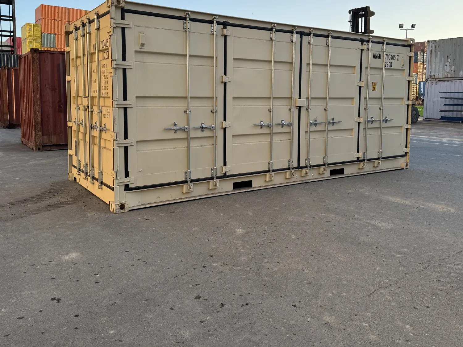 20 Foot Shipping Containers from Sunstate Containers
